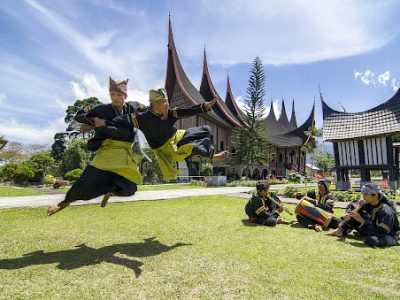 Folklor Minangkabau: Cerita Yang Mengajarkan Nilai Kehidupan