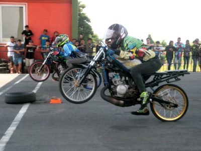 Drag Race Jalanan: Antara Hobi, Bahaya, Dan Regulasi