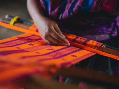 Seni Tenun Dan Filosofi Di Baliknya