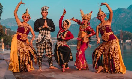 Peran Generasi Muda Dalam Melestarikan Budaya Lokal