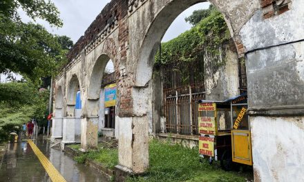 Batavia Yang Terlupakan: Reruntuhan Sejarah Kini Jadi Rimba Liar