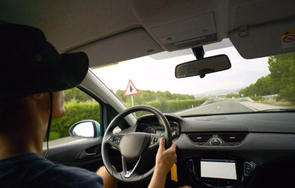 3 Lokasi Aman Bagi Pemula Yang Belajar Menyetir