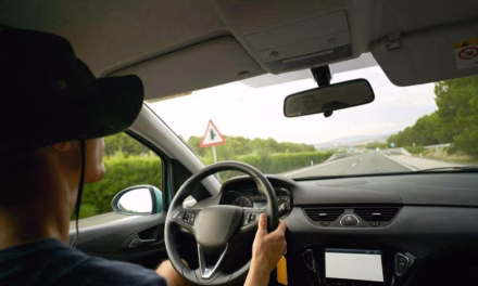 3 Lokasi Aman Bagi Pemula Yang Belajar Menyetir