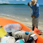 Efek Ngeri Banjir: Lautan Plastik Di Depan Mata