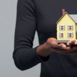 Dilema Pasutri Baru: Resepsi Vs Cicilan Rumah