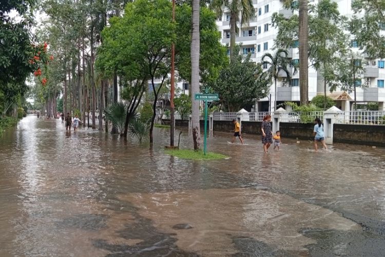 Banjir Jabodetabek: Dampak Krisis Iklim Dan Penurunan Tanah