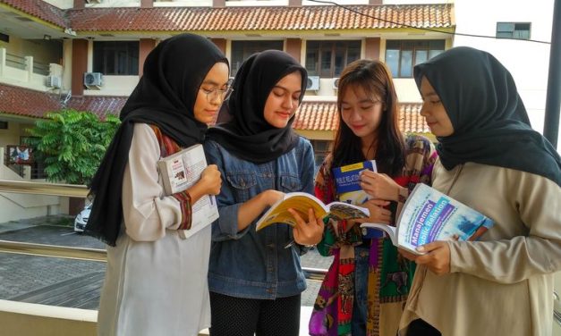 Mau Lulus Ilkom? Cek Prospek Karir Menjanjikan Ini