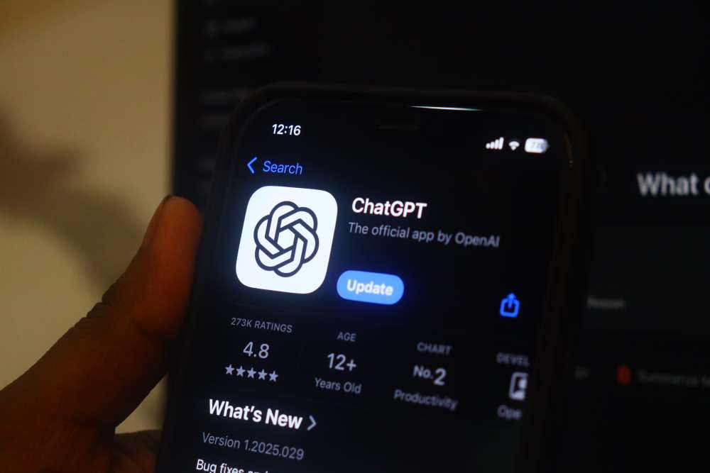 Studi: ChatGPT 4 Kali Lebih Sering Di Pakai Pribadi