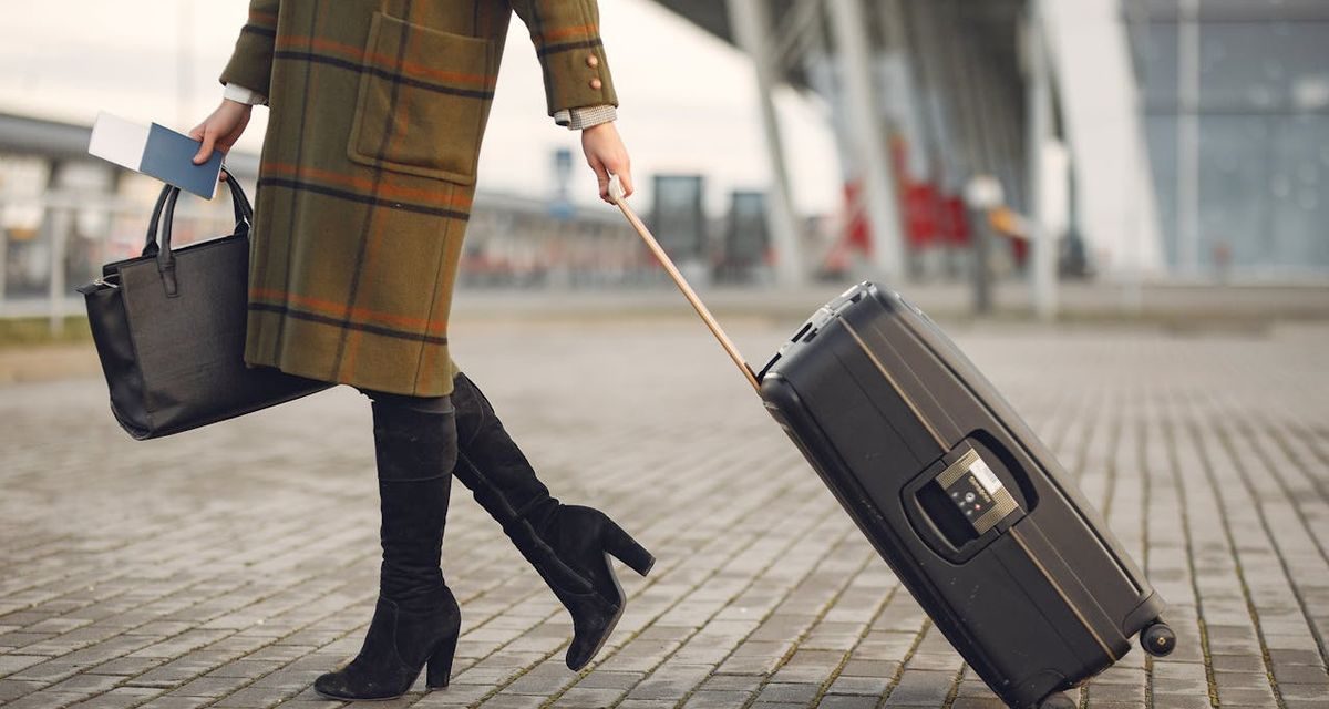 Bandara Korea Tertibkan Gaya Airport Fashion Selebriti
