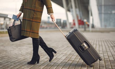 Bandara Korea Tertibkan Gaya Airport Fashion Selebriti