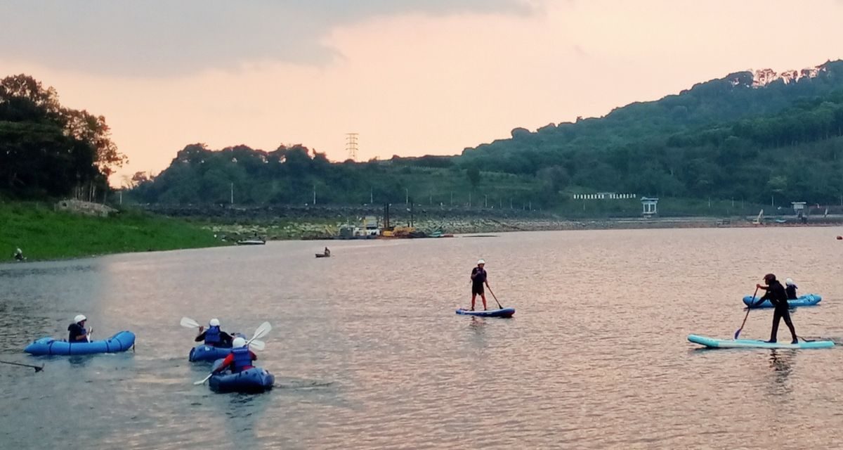 Coba Stand Up Paddle Di Bendungan Selorejo Malang